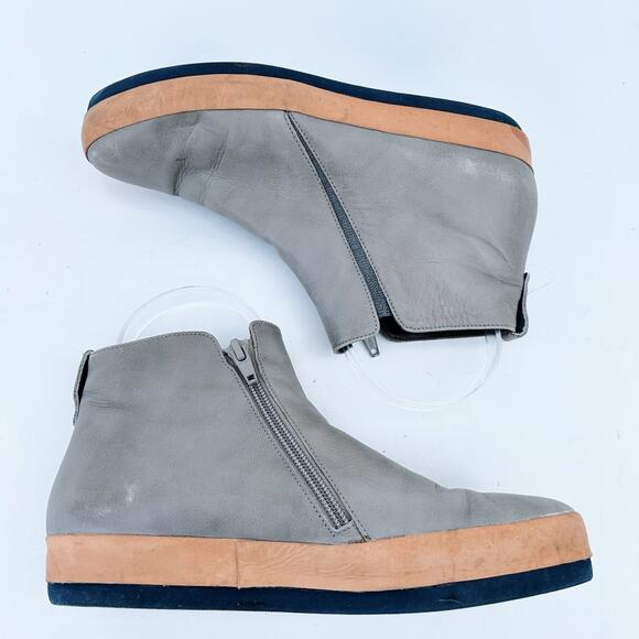Coclico Women’s Gray Grey Leather Ankle Boots Booties Flat 37 Size 7 - Picture 1 of 9